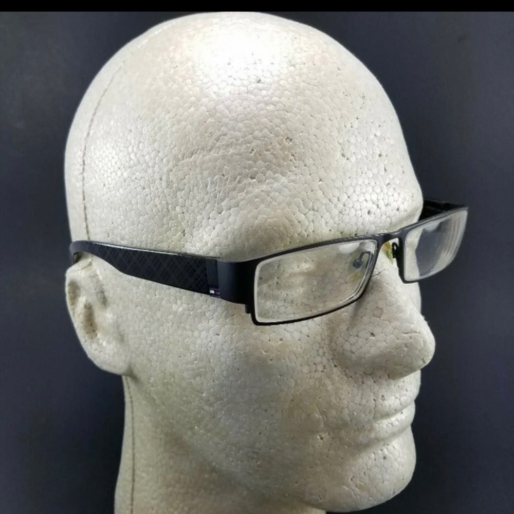 Tommy Hilfiger Eye glassed